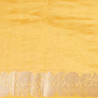 Pink crushed saree, floral creeper zari border & pallu of stripes