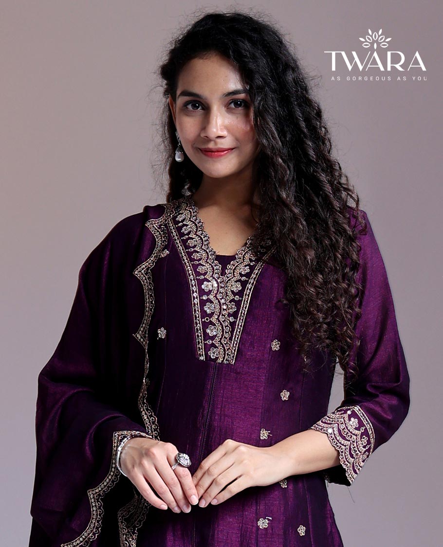 Twara Purple readymade suit, embroidery 3/4th sleeve v-neck chanderi top, embroidery  pants & scallop embroidery dupatta