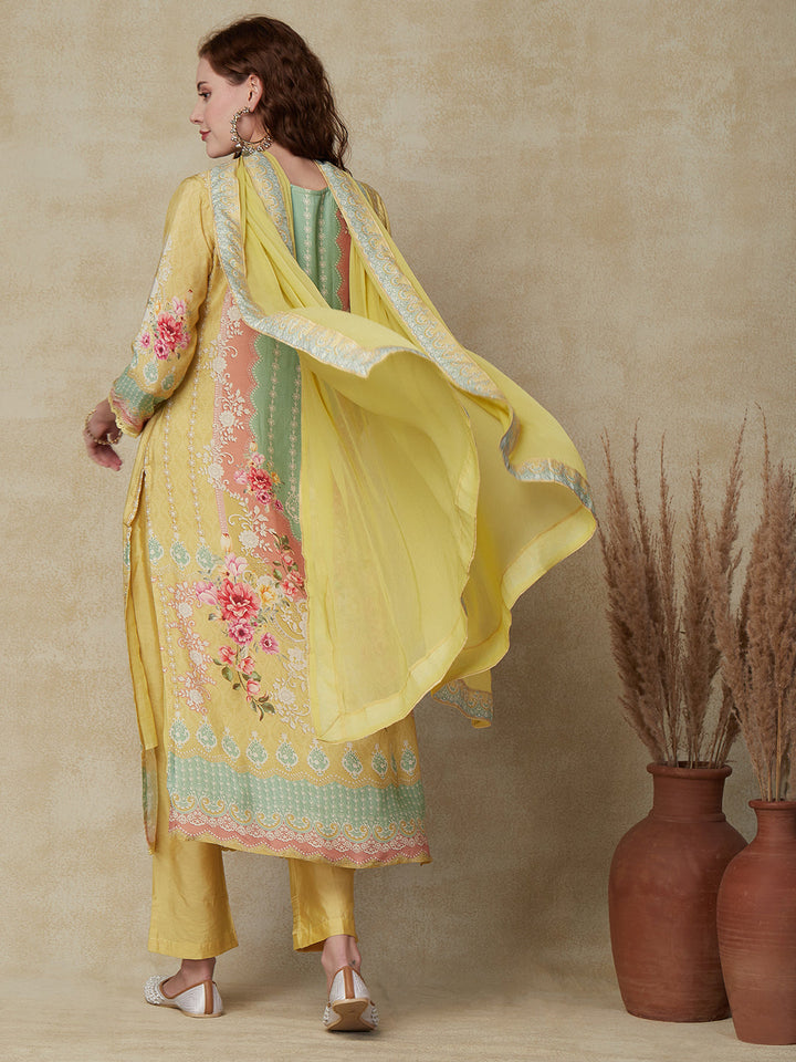 Floral & Geometric Printed Straight Fit Kurta with Pant & Dupatta - Sheen Green