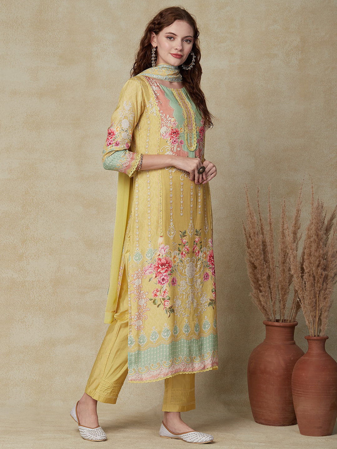 Floral & Geometric Printed Straight Fit Kurta with Pant & Dupatta - Sheen Green