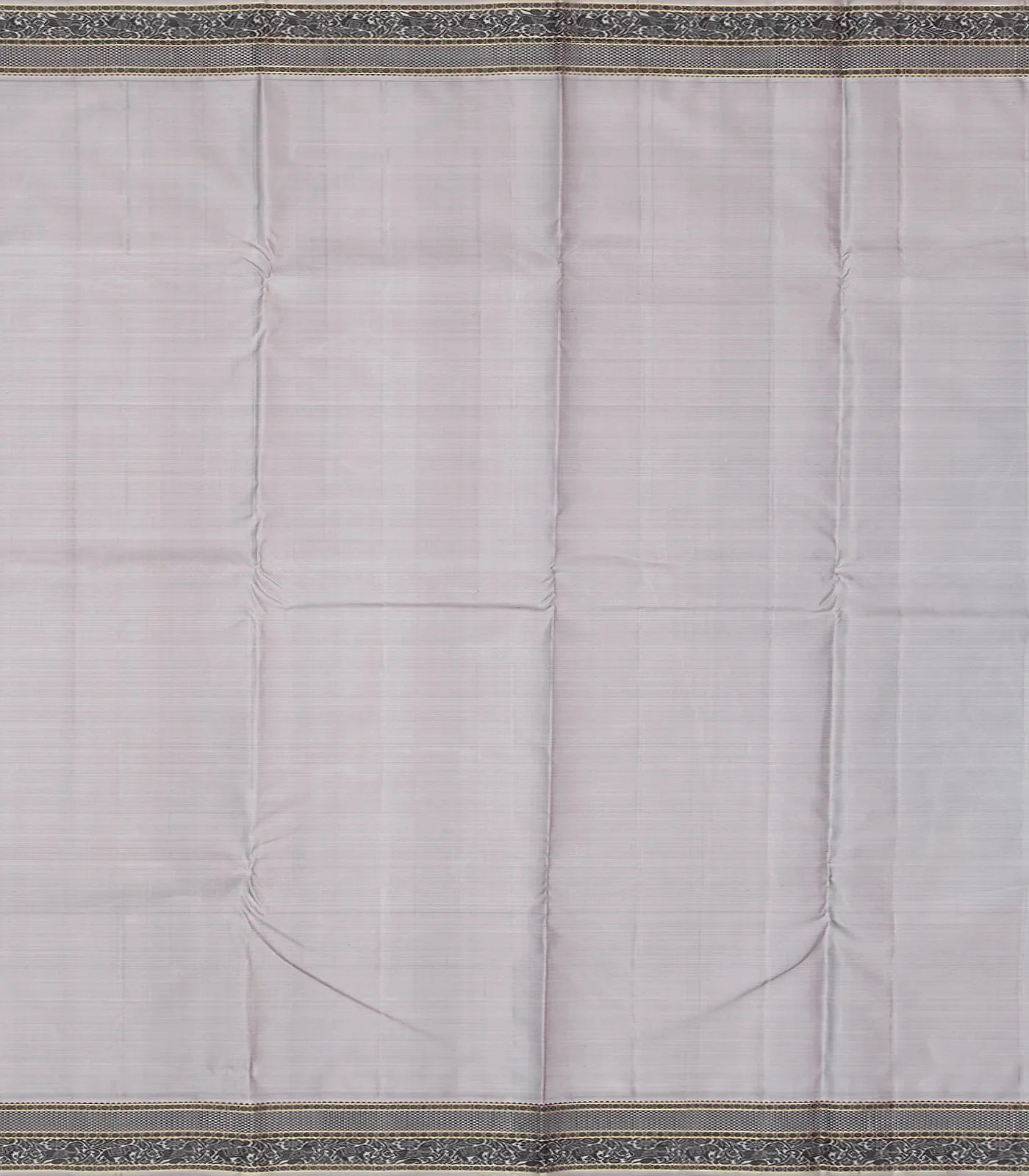 Magenta Handloom Kanchipuram Korvai Silk Saree With Contrast Border