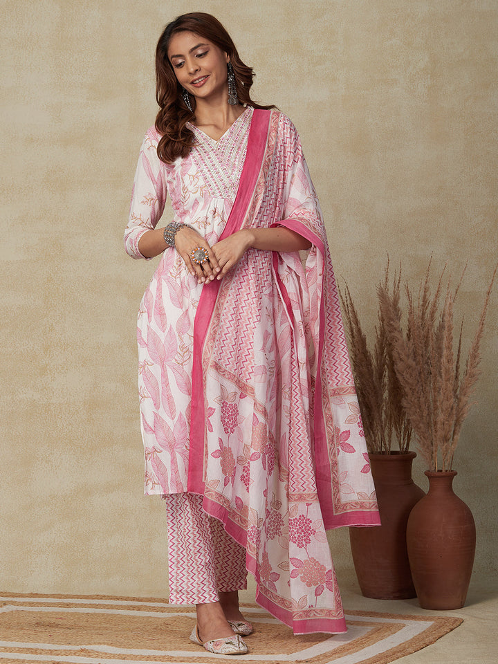 Floral Ethnic Printed Zari & Sequins Embroidered Kurta with Pants & Dupatta - White & Pink