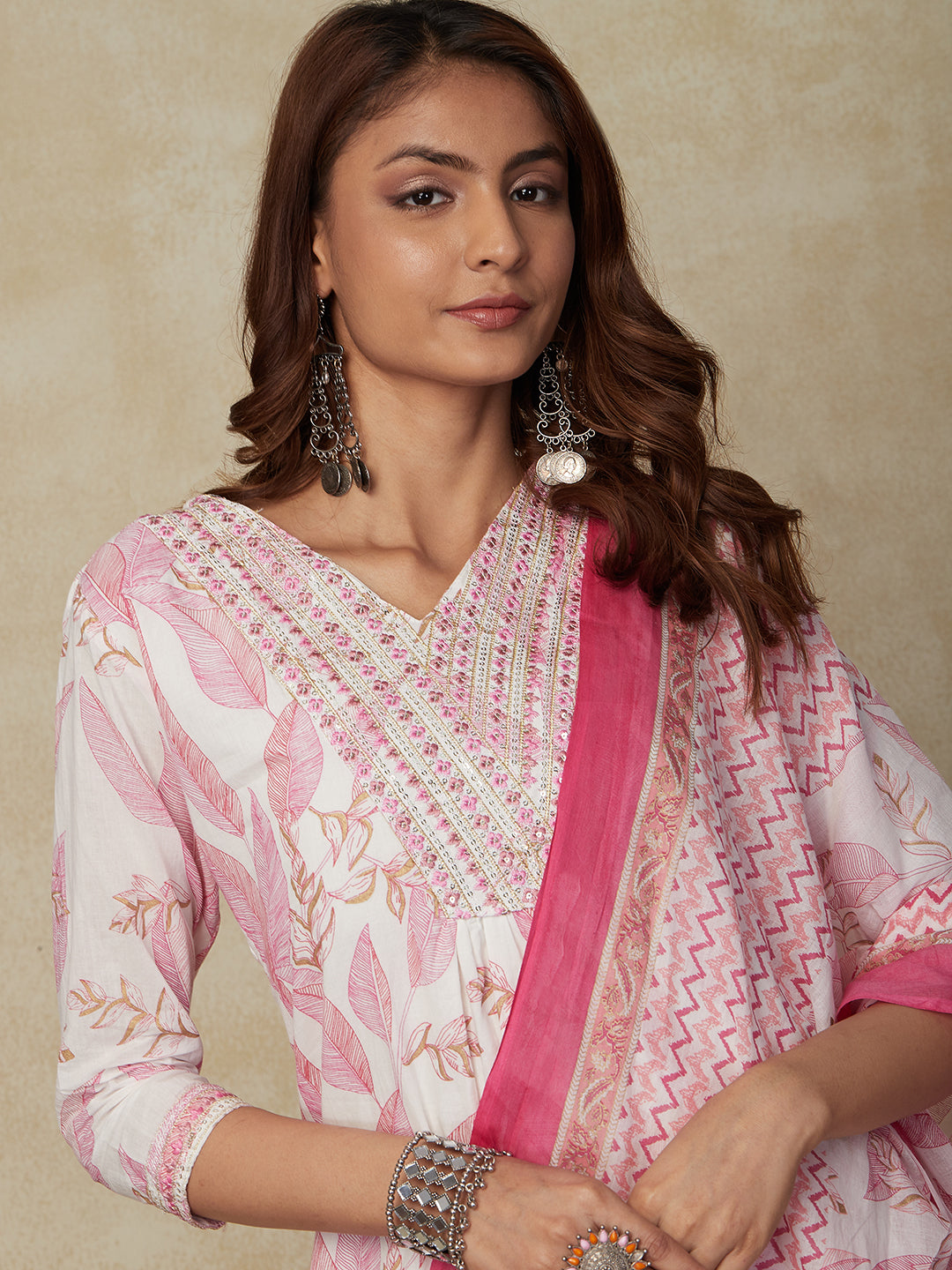 Floral Ethnic Printed Zari & Sequins Embroidered Kurta with Pants & Dupatta - White & Pink