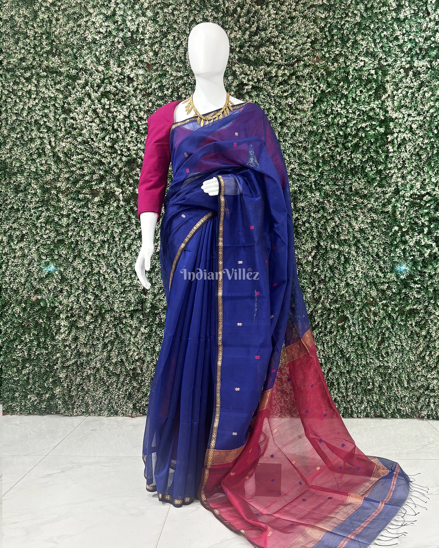 Blue Red Butta Design Pure Silk Cotton Maheshwari Saree with Zari Border
