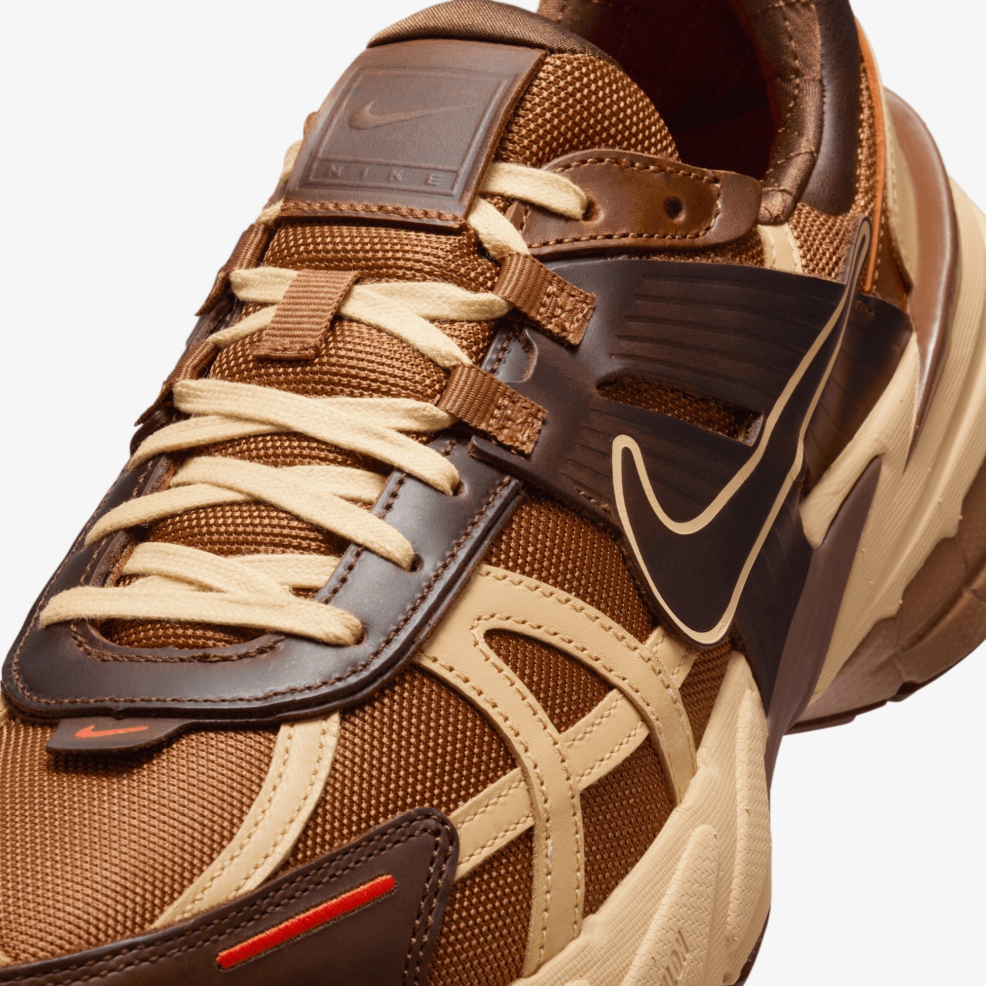 Nike | V2K RUN { LT BRITISH TAN/LT BRITISH TAN-SESAME