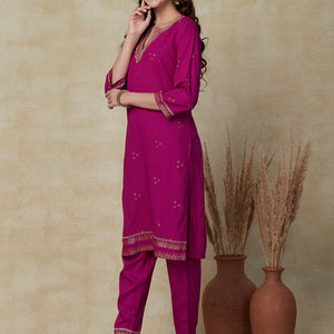 Floral & Ethnic Khari Printed Zari Embroidered Kurta with Pants - Pink