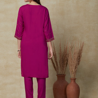 Floral & Ethnic Khari Printed Zari Embroidered Kurta with Pants - Pink