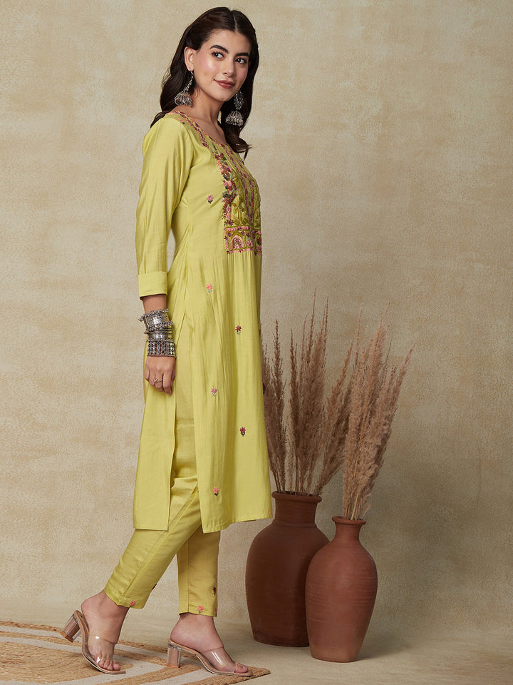 Solid Floral Hand Embroidered Straight Fit Kurta - Yellow