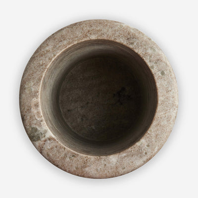 Cesar Vase