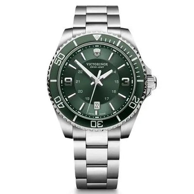 Victorinox Maverick Green Dial Men 43mm