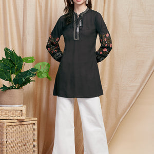 Solid Resham Embroidered A-line Kurti - Black