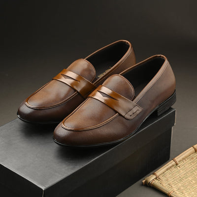 Nova Textured Penny Loafers by Aspeerio