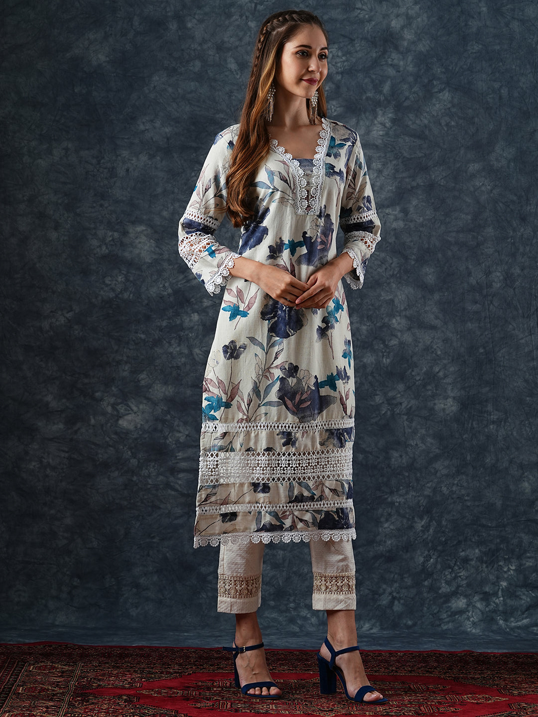 Abstract Floral Printed Straight Fit Kurta - Off White