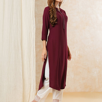Solid Stone Embellished Kurta - Maroon