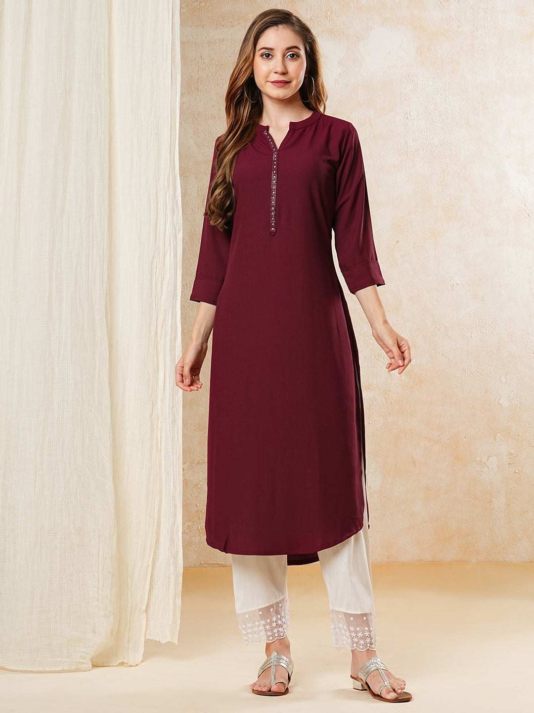 Solid Stone Embellished Kurta - Maroon