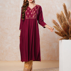 Ethnic Embroidered Solid Straight Fit Kurta - Maroon