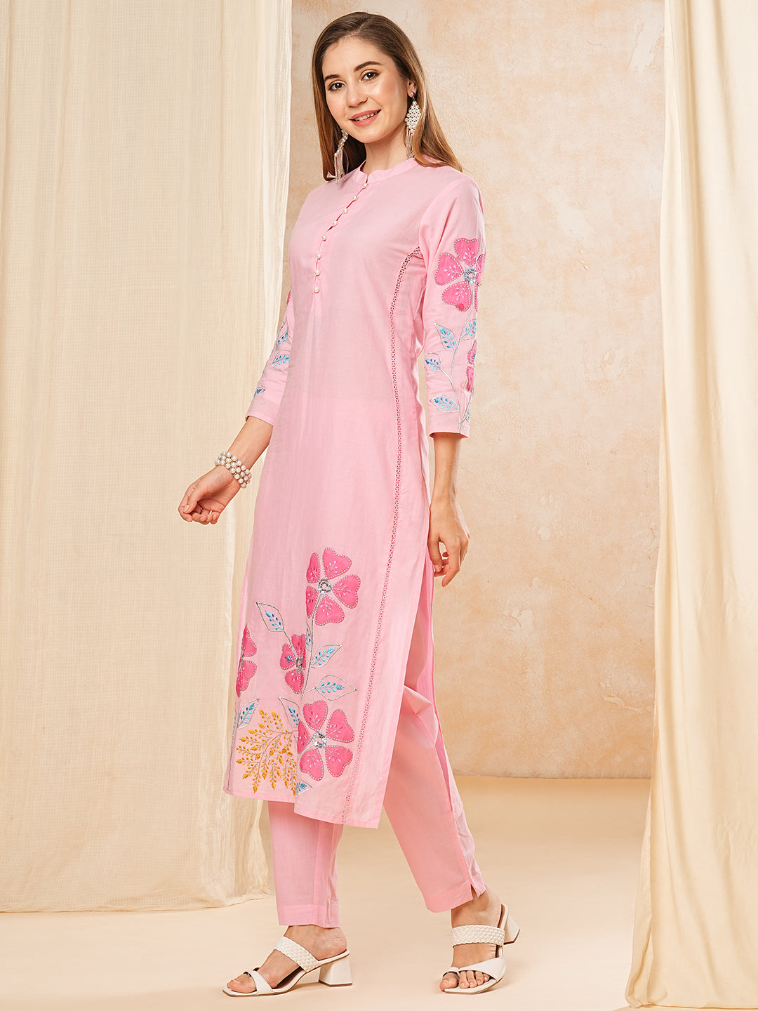 Floral Patch work Embroidered Straight Kurta with Pant - Pink