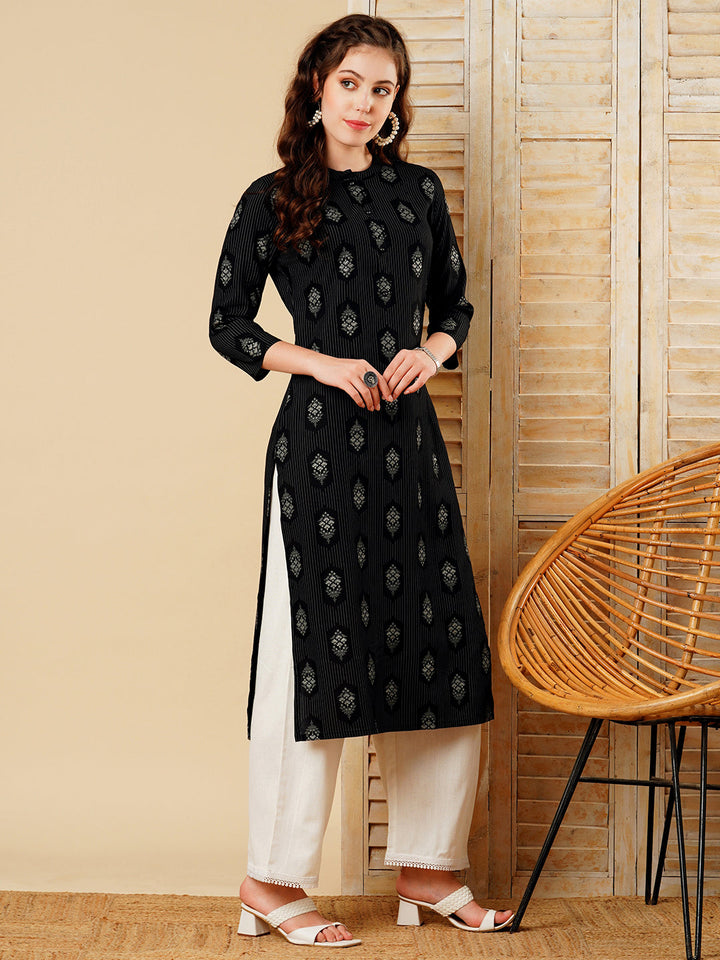 Floral Foil Printed Straight Fit Kurta - Black