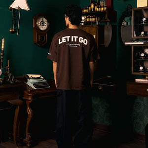 Closure Tee Brown