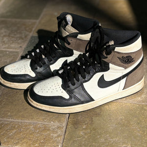 Nike Air Jordan 1 Retro High Dark Mocha