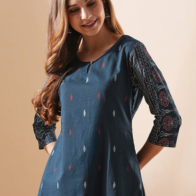 Ethnic Ikat Printed Straight Fit Kurta - Teal Blue