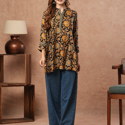 Floral Printed & Mirror Embroidered Straight Fit Kurti - Black