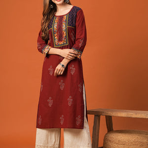 Ethnic Floral Printed & Kantha work Straight Fit Kurta - Maroon