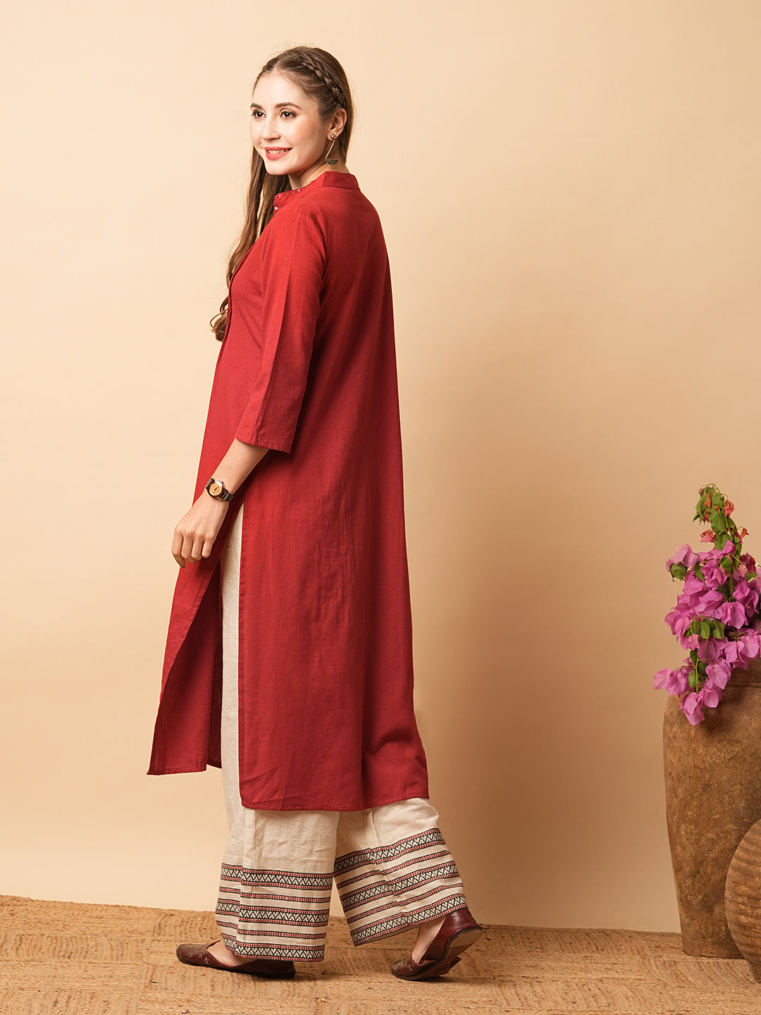 Solid Beads & Sequin Embroidered Pin Tucked Straight Fit Kurta - Maroon