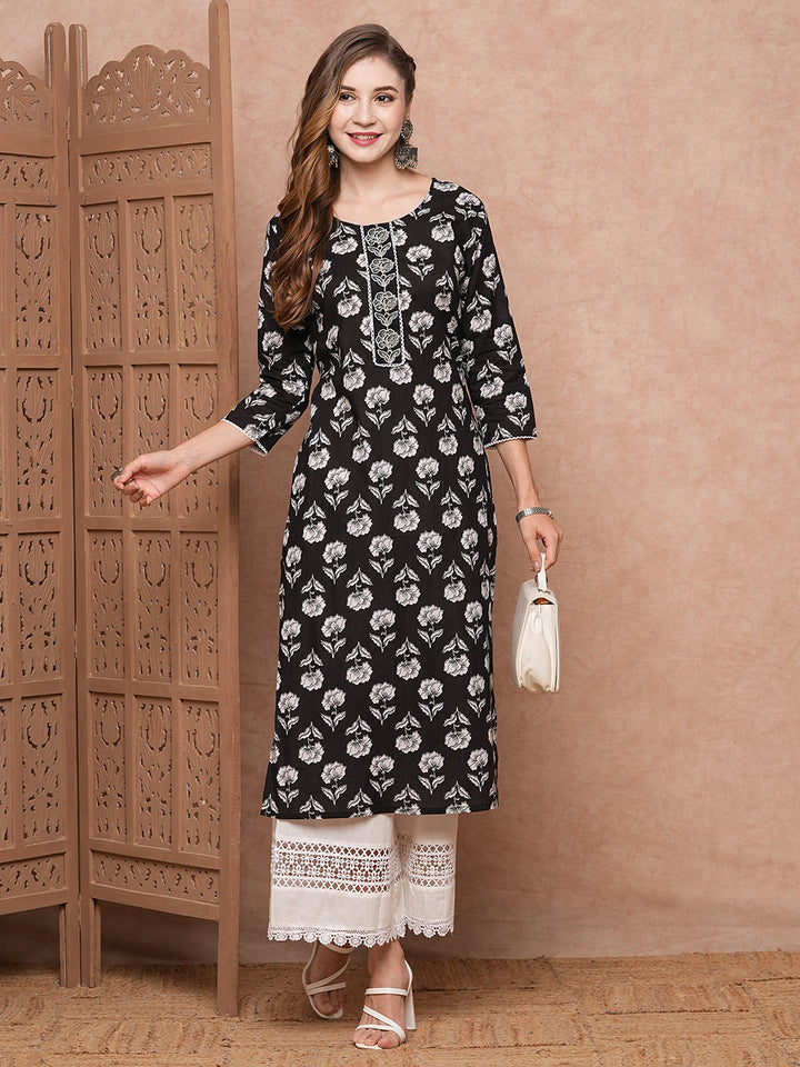 Floral Printed Resham & Zari Embroidered Kurta - Black