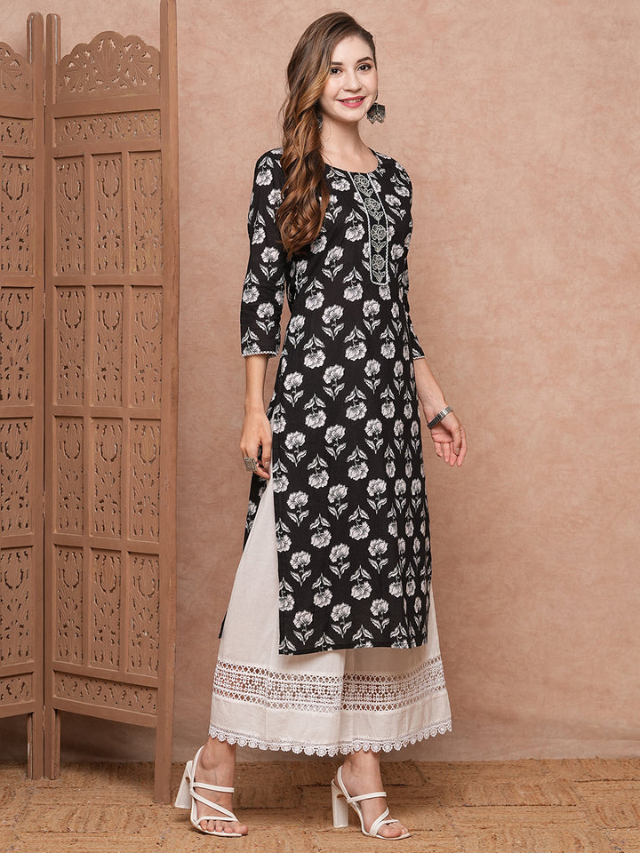 Floral Printed Resham & Zari Embroidered Kurta - Black