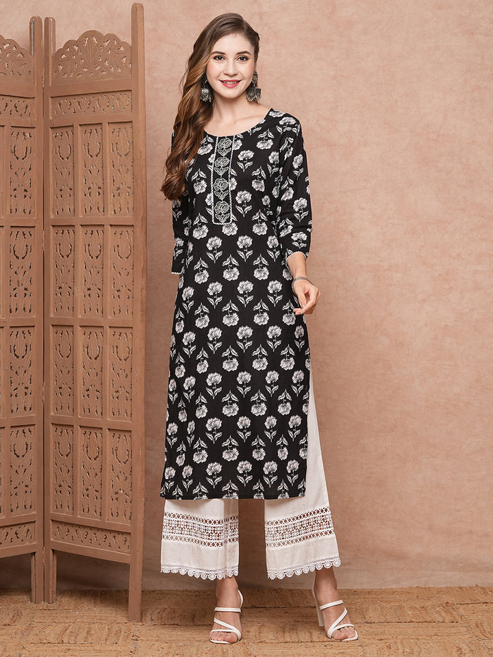 Floral Printed Resham & Zari Embroidered Kurta - Black