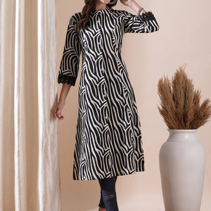 Abstract Printed Crochet Lace Embellished Kurta - Black