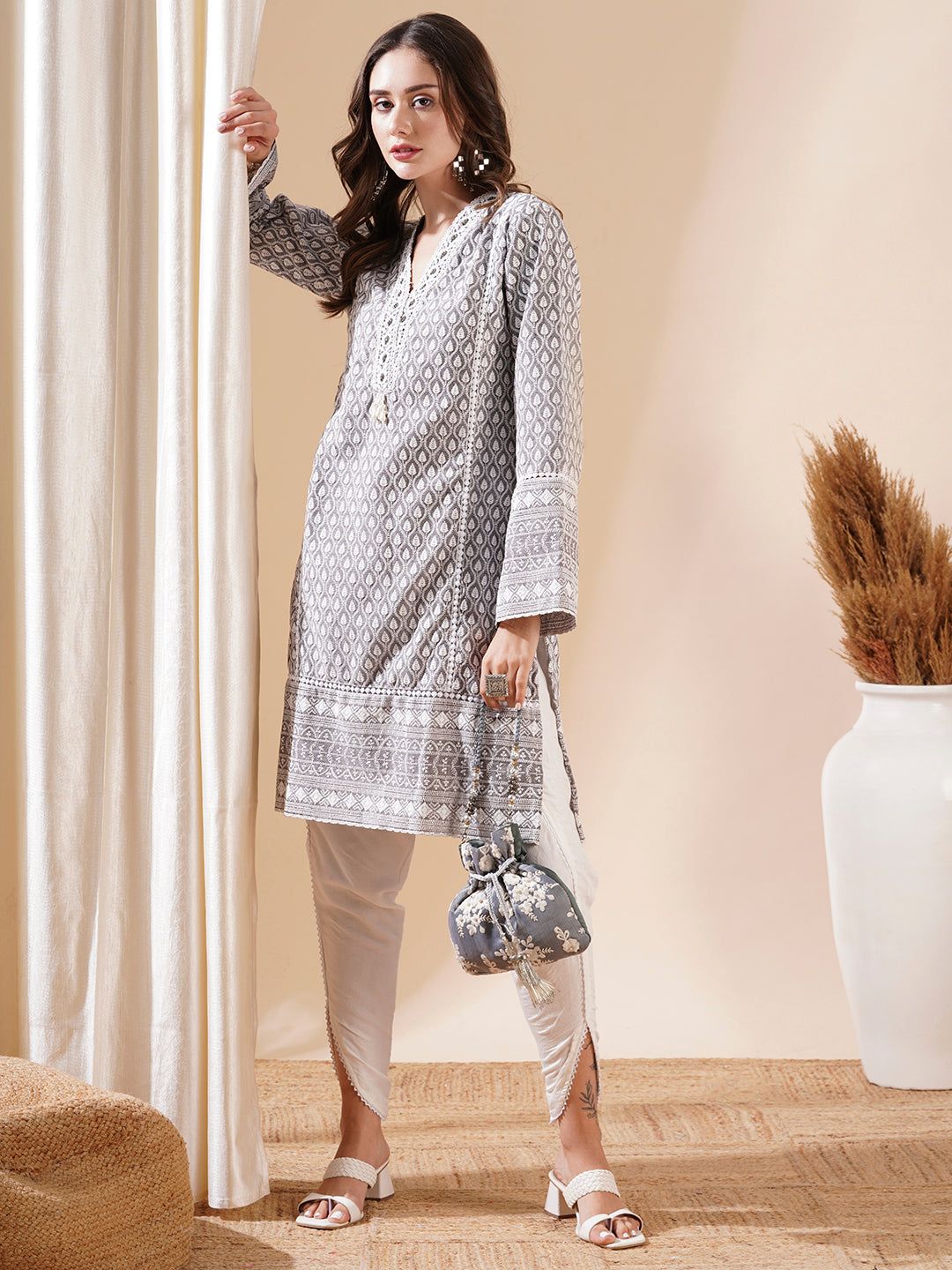 Woven Resham Jacquard Lacce Embellished Kurta with Tulip Pants - Grey