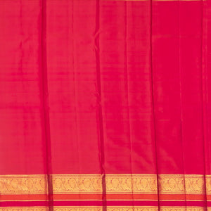 Cream Handloom Kanchipuram Korvai Silk Saree With Chevron Stripes