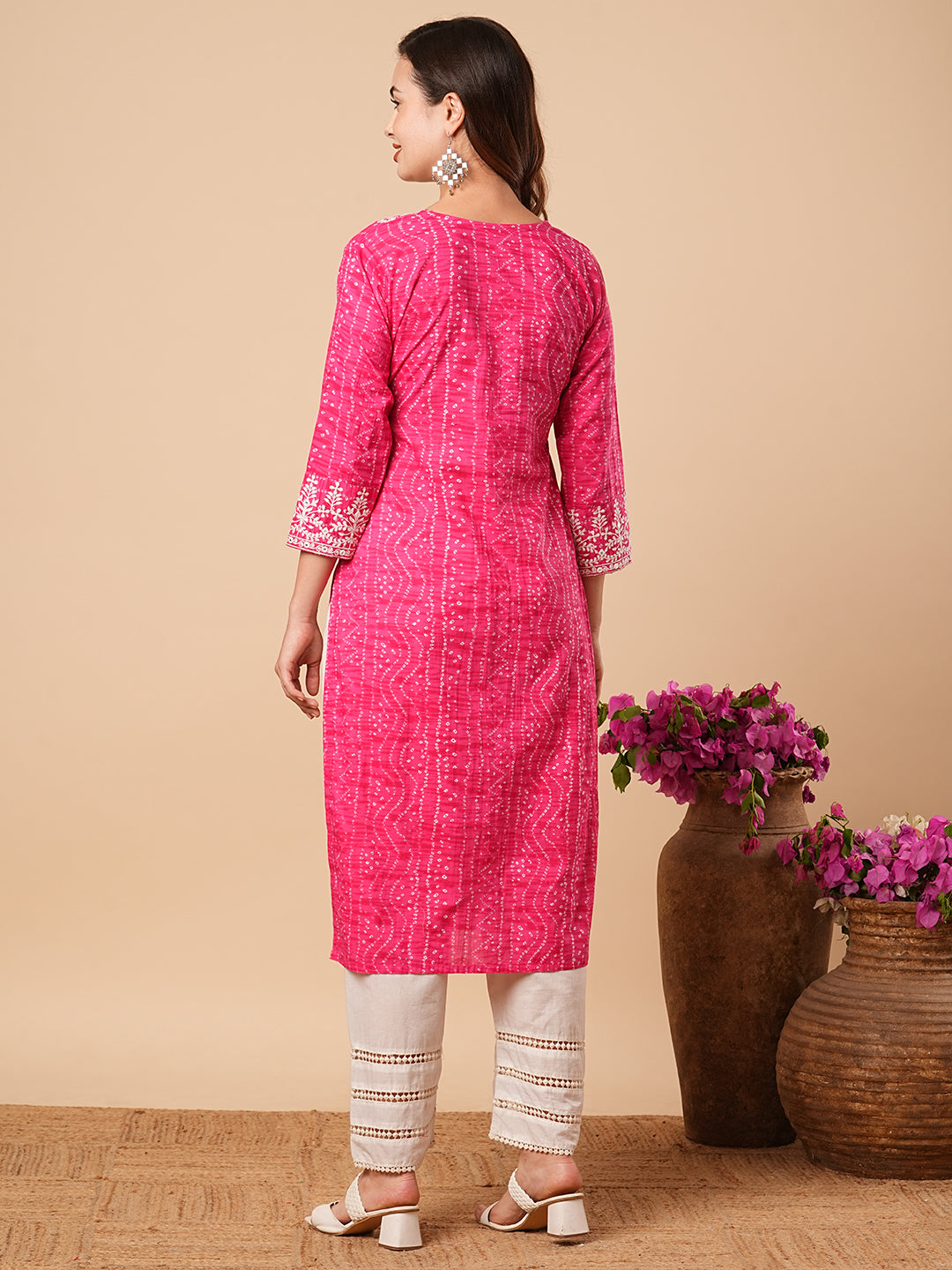 Bandhani Printed Ethnic Embroidered Straight Fit Kurta - Pink