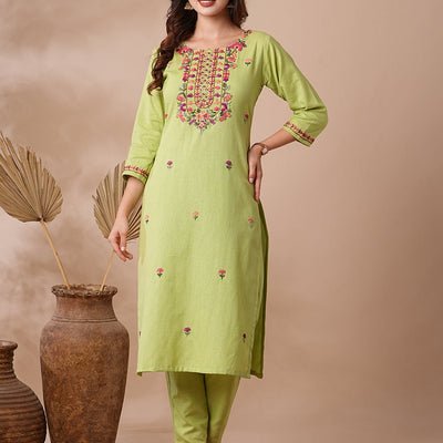 Solid Floral Hand & Embroidered Straight Kurta with Pant - Green