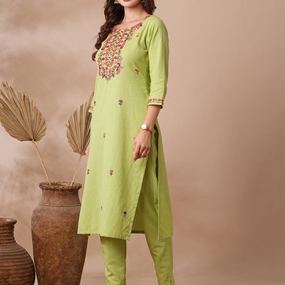 Solid Floral Hand & Embroidered Straight Kurta with Pant - Green