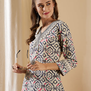 Ethnic Geometric Printed & Embroidered Straight Fit Kurta - Off White