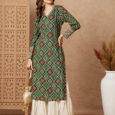 Bandhani Foil Printed & Zari Mirror Embroidered Straight Fit Kurta - Green