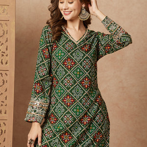 Bandhani Foil Printed & Zari Mirror Embroidered Straight Fit Kurta - Green