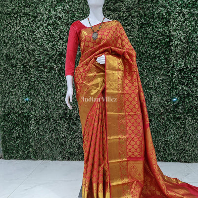 Rani With Golden Flower Motif Kanjivaram Silk Saree