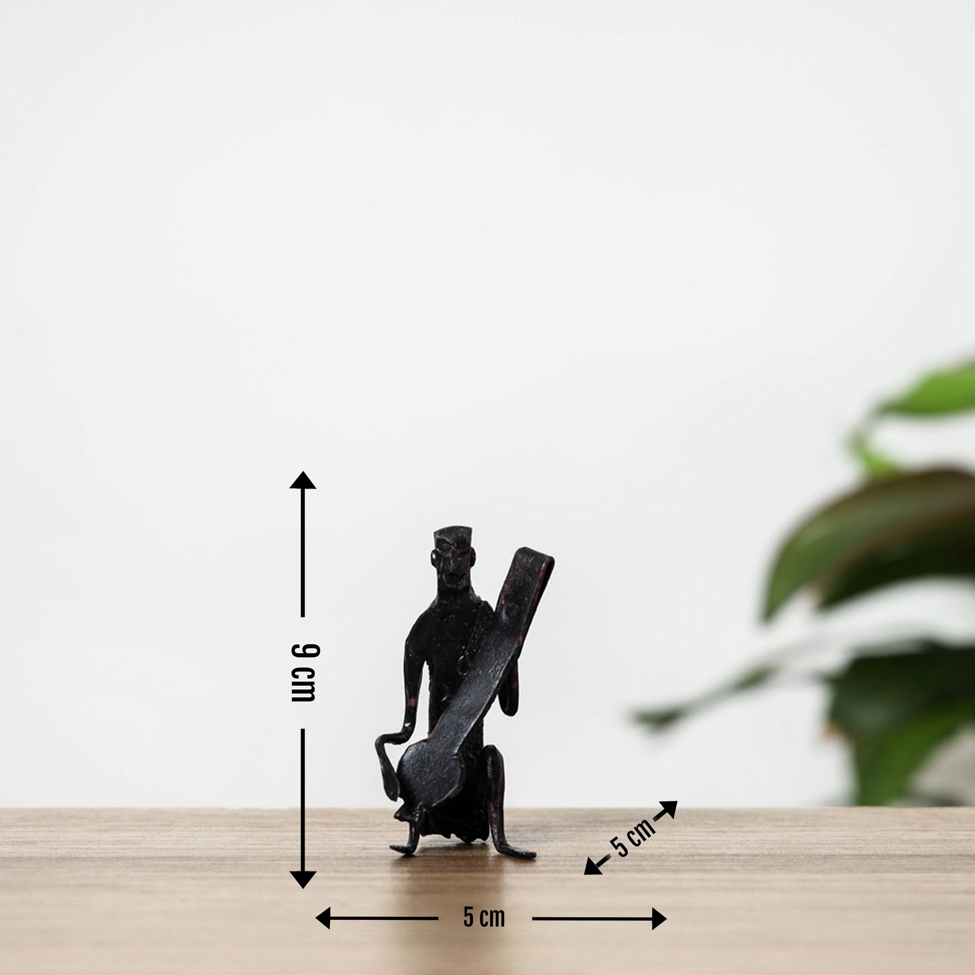 Bastar Tribal Wrought Iron Man Music Stand