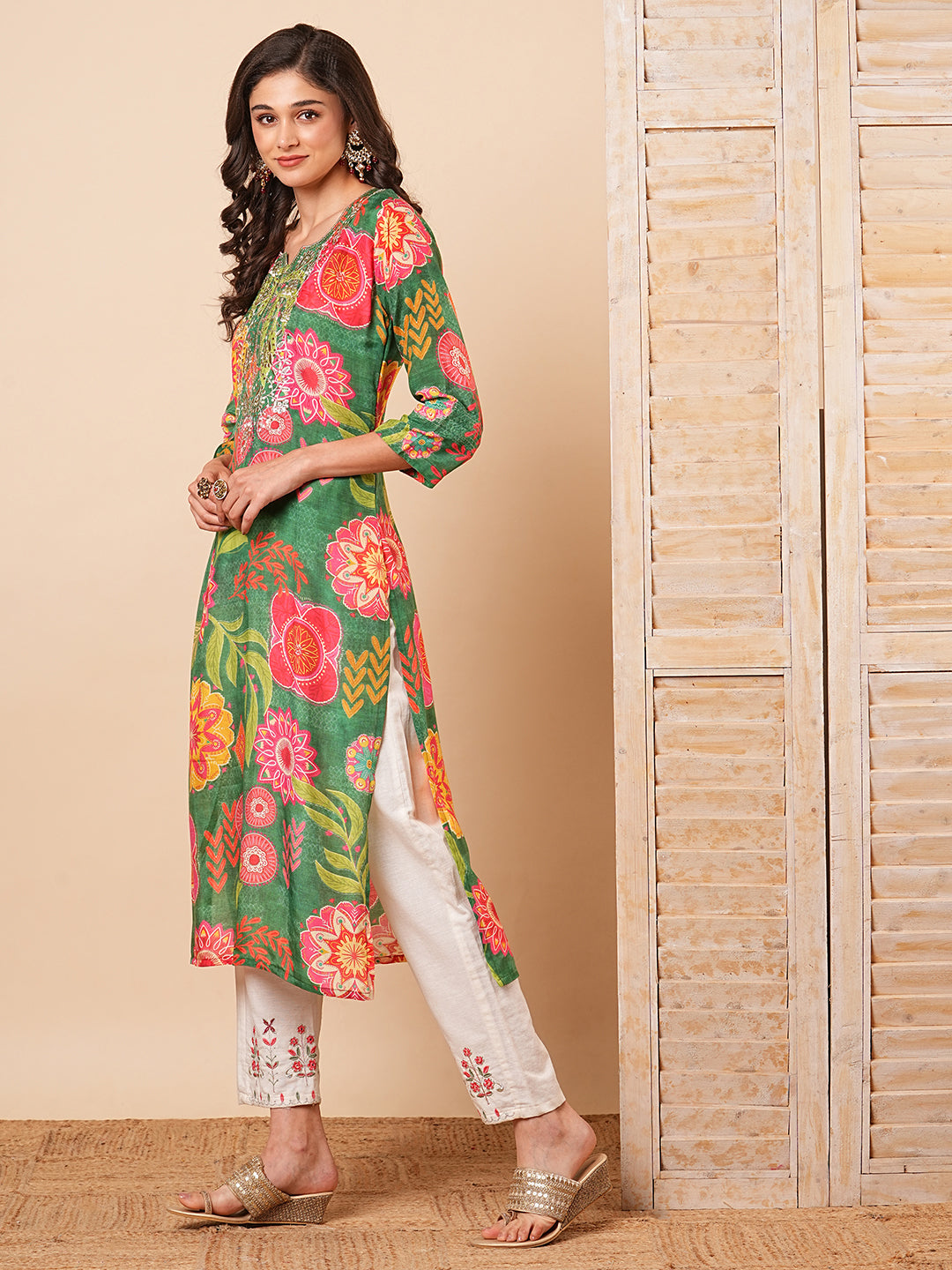 Abstract Floral Printed & Embroidered Straight Fit Kurta - Green