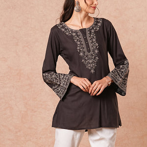 Solid Floral Sequin Embroidered A-Line Short Kurti - Black
