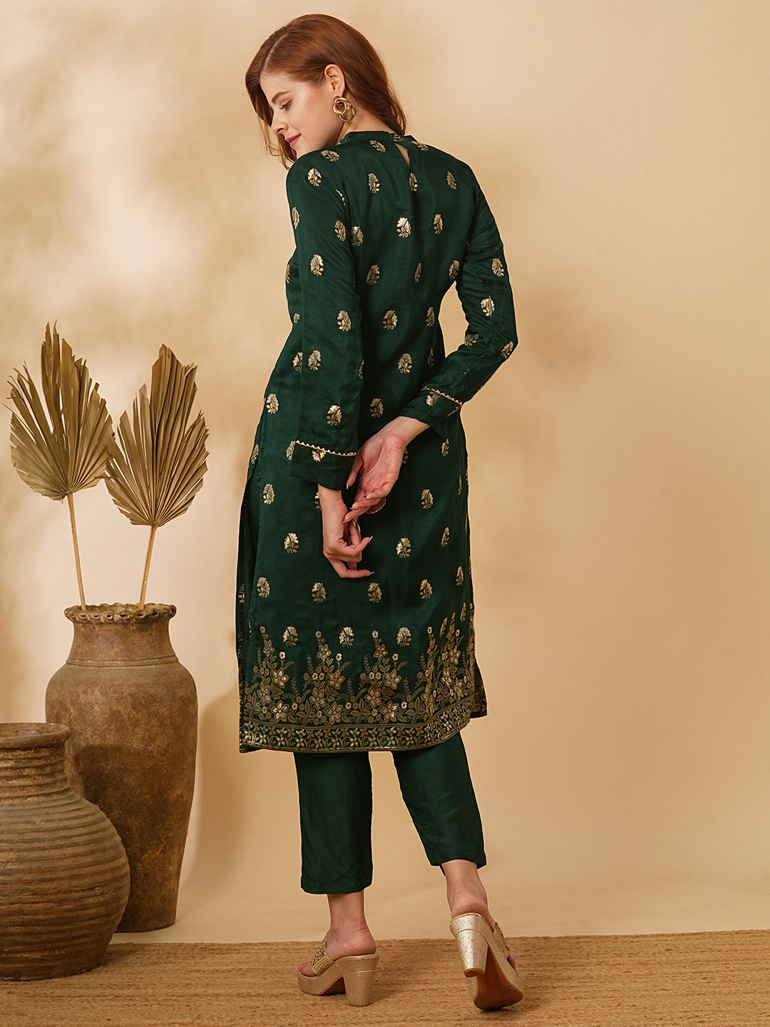 Ethnic Floral Zari Jacquard Straight Fit Kurta with Pant - Green