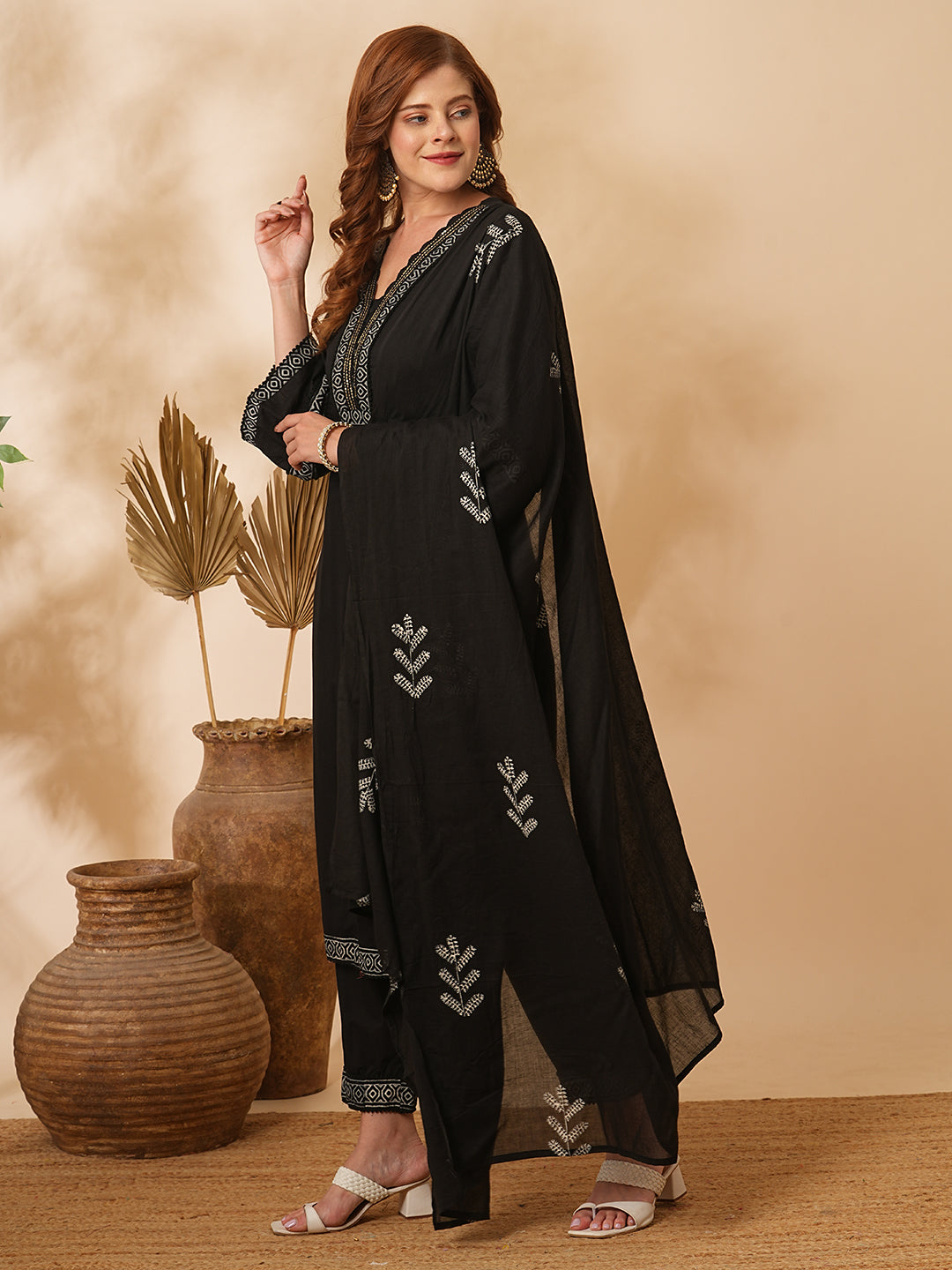 Solid Ethnic Printed & Embroidered Straight Kurta with Pant & Dupatta - Black