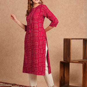 Ethnic Bandhani Foil Printed Straight Fit Kurta - Magenta
