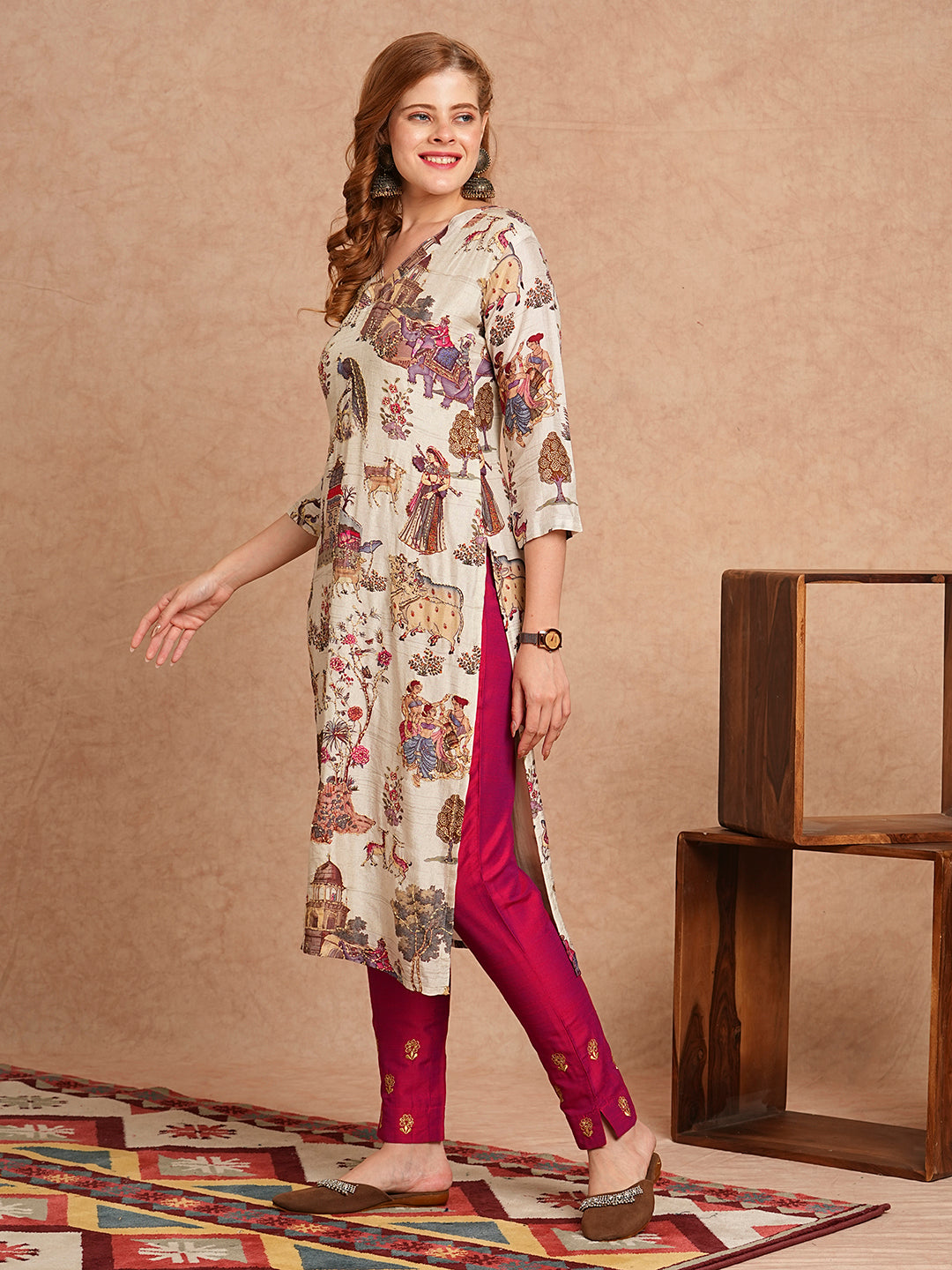 Ethnic & Floral Printed & Kantha Embroidered Straight Fit Kurta - Off White