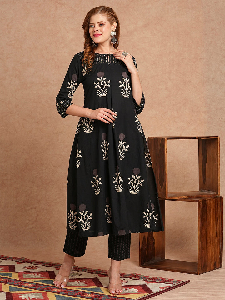 Ethnic Floral Printed & Embroidered A-Line Kurta with Pant - Black