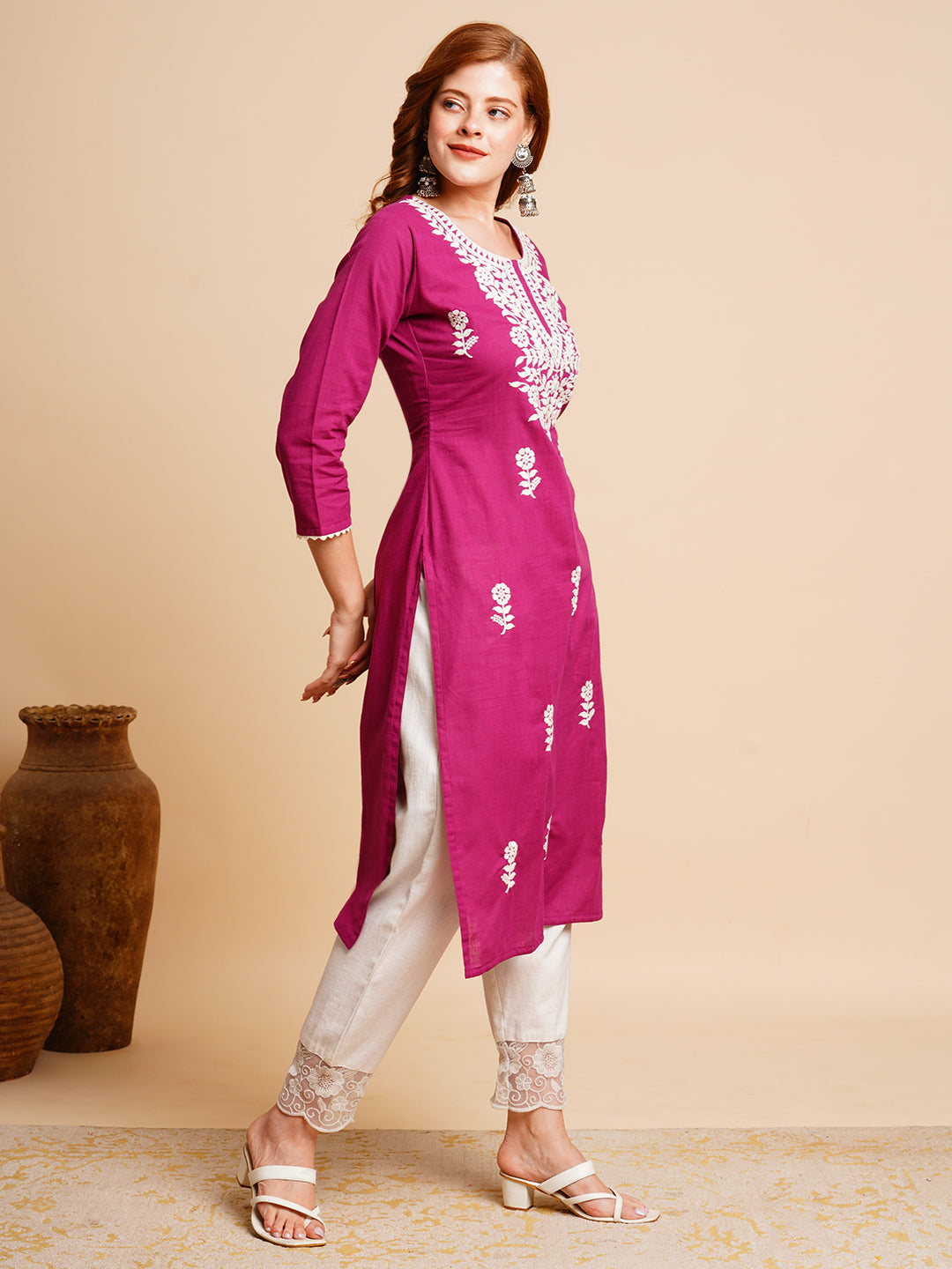 Solid Chikankari Embroidered Straight Fit Kurta - Purple